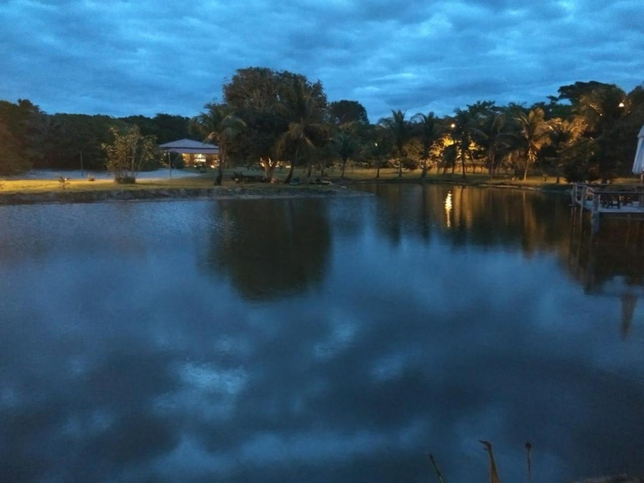 Residencial Lagoa Da Praia Alcobaça Exteriér fotografie